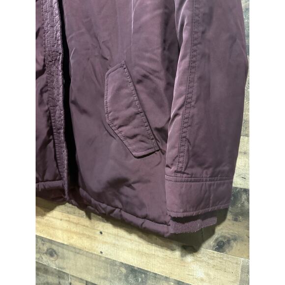 Old Navy Women’s Puffer Jacket with Fur Hood –Size Medium/Large-Purple - Picture 5 of 8